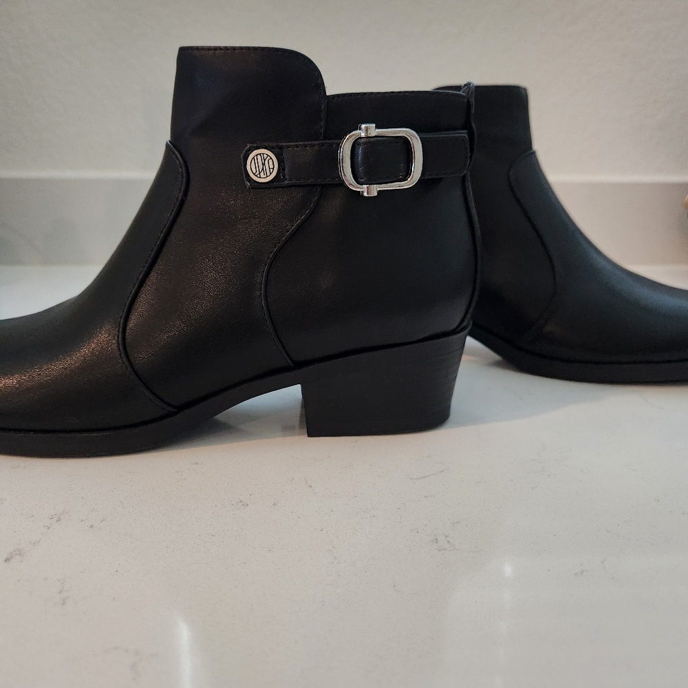 Black, Faux Leather, Womens Work Heels, Size 7